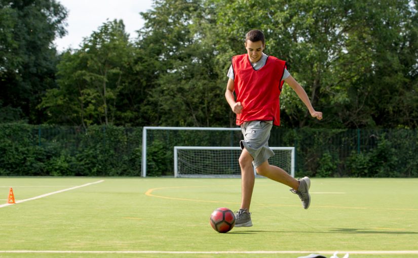 Cambridge English + Football